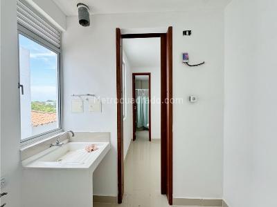 Apartamento de 2 alcobas en venta en Zona Norte Via Anillo Vial (Cartagena Barranquilla), Cartagena, 141 m² · foto 8 de 13