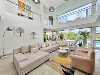 Casa de 4 alcobas en venta en Zona Campestre Turbaco, Cartagena, 490 m² · foto 2 de 20
