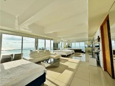 Apartamento de 3 alcobas en venta en Zona Turistica Bocagrande, Cartagena, 379 m² · foto 6 de 9