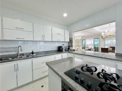 Apartamento de 4 alcobas en venta en Zona Turistica Manga, Cartagena, 224 m² · foto 4 de 20
