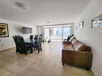 Apartamento de 3 alcobas en venta en Zona Turistica Laguito, Cartagena, 110 m² · foto 2 de 10