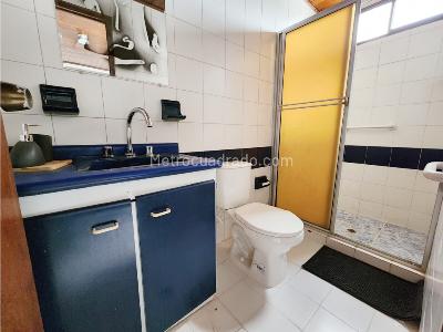 Apartamento de 3 alcobas en venta en Zona Turistica Manga, Cartagena, 118 m² · foto 11 de 13