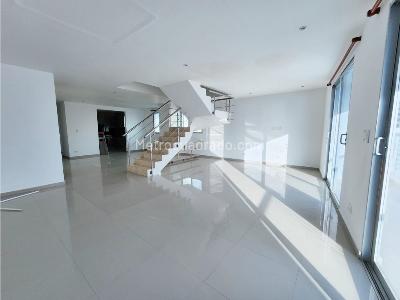 Apartamento de 4 alcobas en venta en Zona Residencial Marbella, Cartagena, 169 m² · foto 3 de 17