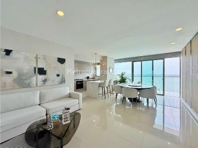 Apartamento de 3 alcobas en venta en Zona Residencial Castillogrande, Cartagena, 142 m² · foto 3 de 20