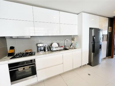 Apartamento de 3 alcobas en venta en Zona Residencial Crespo, Cartagena, 198 m² · foto 6 de 20