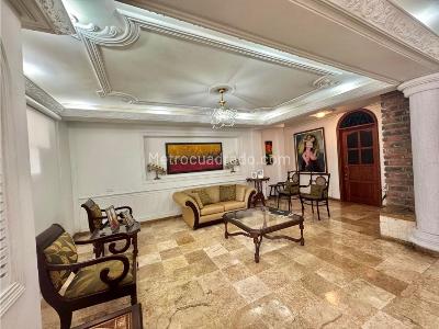 Casa de 4 alcobas en venta en Zona Residencial Castillogrande, Cartagena, 335 m² · foto 2 de 20