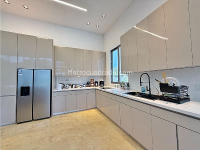 Casa de 3 alcobas en venta en Zona Norte Via Anillo Vial (Cartagena Barranquilla), Cartagena, 470 m² · foto 12 de 20