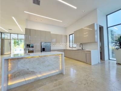 Casa de 3 alcobas en venta en Zona Norte Via Anillo Vial (Cartagena Barranquilla), Cartagena, 470 m² · foto 19 de 20