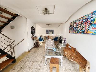Casa de 3 alcobas en venta en Zona Turistica Manga, Cartagena, 153 m² · foto 1 de 13