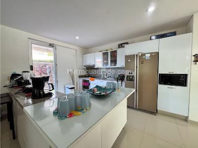 Casa de 5 alcobas en venta en Zona Norte Via Anillo Vial (Cartagena Barranquilla), Cartagena, 484 m² · foto 14 de 20