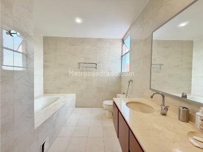 Apartamento de 3 alcobas en venta en Zona Turistica Manga, Cartagena, 157 m² · foto 18 de 20