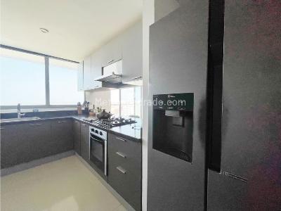 Apartamento de 3 alcobas en venta en Zona Residencial Crespo, Cartagena, 165 m² · foto 6 de 20