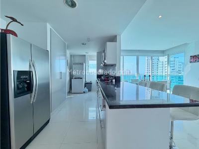 Apartamento de 3 alcobas en venta en Zona Residencial Castillogrande, Cartagena, 150 m² · foto 2 de 20