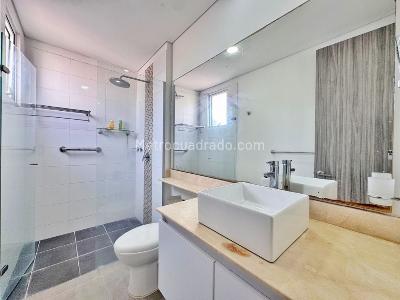 Apartamento de 1 alcoba en venta en Zona Residencial Crespo, Cartagena, 64 m² · foto 6 de 20