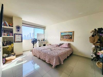 Apartamento de 3 alcobas en venta en Zona Turistica Manga, Cartagena, 122 m² · foto 8 de 19
