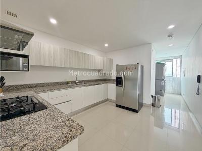 Apartamento de 3 alcobas en venta en Zona Residencial Castillogrande, Cartagena, 183 m² · foto 9 de 20