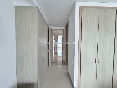 Apartamento de 3 alcobas en venta en Zona Residencial Castillogrande, Cartagena, 183 m² · foto 15 de 20