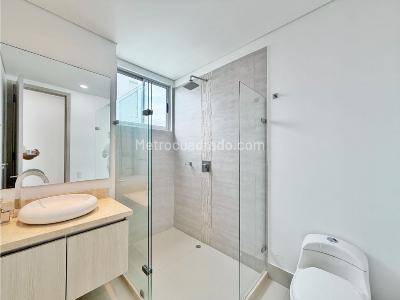 Apartamento de 3 alcobas en venta en Zona Residencial Castillogrande, Cartagena, 183 m² · foto 20 de 20