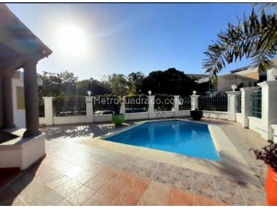 Casa de 4 alcobas en venta en Zona Sur Oriental Alameda La Victoria, Cartagena, 144 m² · foto 2 de 19