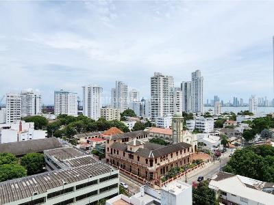 Apartamento de 2 alcobas en venta en Zona Turistica Manga, Cartagena, 85 m² · foto 4 de 8