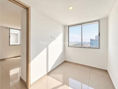 Apartamento de 3 alcobas en venta en Zona Turistica Manga, Cartagena, 107 m² · foto 3 de 20