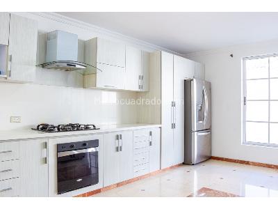 Casa de 5 alcobas en venta en El Ingenio, Cali, 600 m² · foto 12 de 20