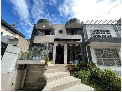 Casa de 5 alcobas en venta en El Ingenio, Cali, 450 m² · foto 2 de 20