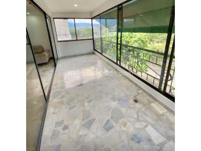 Apartamento de 2 alcobas en venta en Sur Ciudad Jardin, Cali, 113 m² · foto 4 de 11