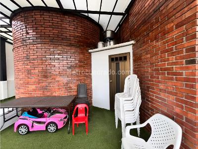 Apartamento de 3 alcobas en venta en Santa Teresita, Cali, 240 m² · foto 18 de 20