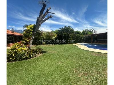 Casa de 5 alcobas en venta en Sur Ciudad Jardin, Cali, 600 m² · foto 3 de 20