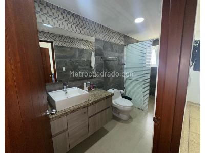 Casa de 5 alcobas en venta en Sur Ciudad Jardin, Cali, 600 m² · foto 14 de 20