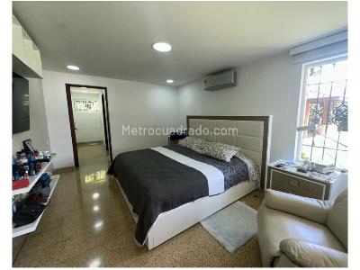 Casa de 5 alcobas en venta en Sur Ciudad Jardin, Cali, 600 m² · foto 18 de 20