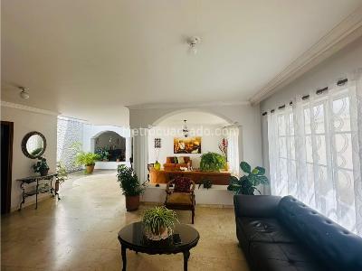 Casa de 5 alcobas en venta en Sur Ciudad Jardin, Cali, 503 m² · foto 20 de 20