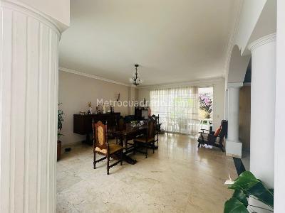 Casa de 5 alcobas en venta en Sur Ciudad Jardin, Cali, 503 m² · foto 9 de 20