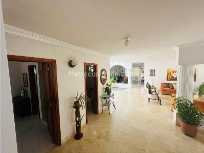 Casa de 5 alcobas en venta en Sur Ciudad Jardin, Cali, 503 m² · foto 11 de 20