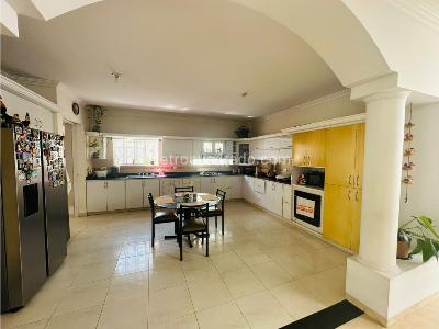 Casa de 5 alcobas en venta en Sur Ciudad Jardin, Cali, 503 m² · foto 12 de 20
