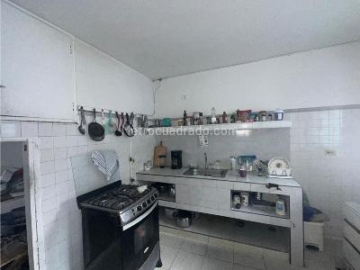 Casa de 5 alcobas en venta en El Lido, Cali, 350 m² · foto 19 de 20