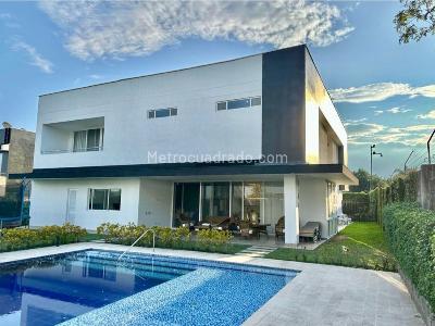 Casa de 4 alcobas en venta en Pance, Cali, 800 m² · foto 2 de 20