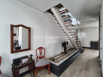 Apartamento de 3 alcobas en venta en Sur Ciudad Jardin, Cali, 181 m² · foto 7 de 20
