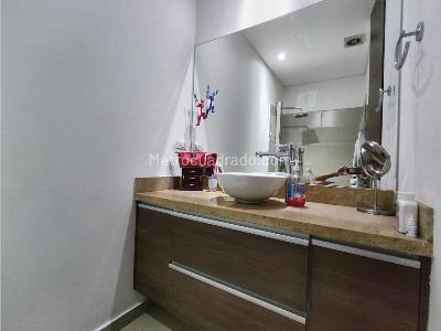 Apartamento de 3 alcobas en venta en Sur Ciudad Jardin, Cali, 181 m² · foto 14 de 20