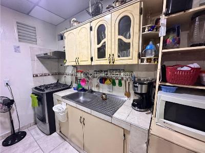 Casa de 5 alcobas en venta en Santa Monica Popular, Cali, 310 m² · foto 8 de 20