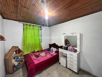 Casa de 5 alcobas en venta en Santa Monica Popular, Cali, 310 m² · foto 15 de 20