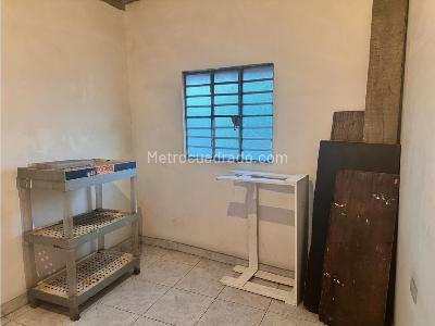 Casa de 5 alcobas en venta en Santa Monica Popular, Cali, 310 m² · foto 19 de 20