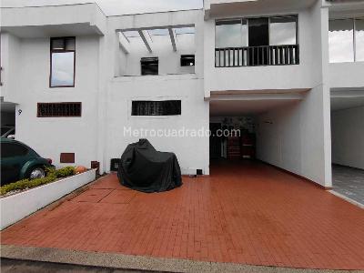 Casa de 4 alcobas en venta en La Hacienda, Cali, 136 m² · foto 2 de 20