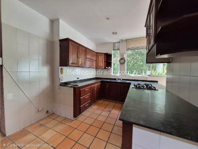 Casa de 5 alcobas en venta en La Buitrera, Cali, 532 m² · foto 13 de 20