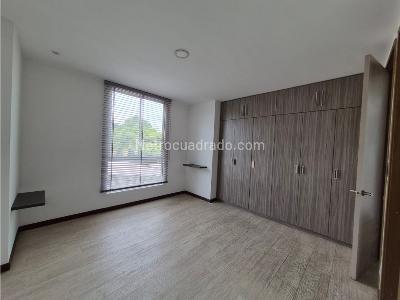 Apartamento en venta en El Refugio, Cali · foto 8 de 13