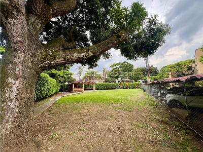 Apartamento de 4 alcobas en venta en Nueva Tequendama, Cali, 110 m² · foto 19 de 20