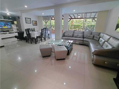 Casa de 5 alcobas en venta en Pance, Cali, 158 m² · foto 2 de 20