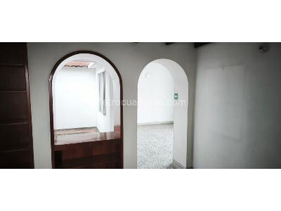 Casa de 5 alcobas en venta en La Flora, Cali, 346 m² · foto 9 de 20