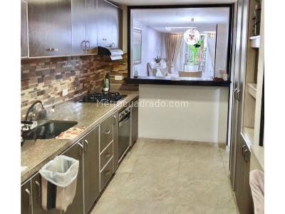 Casa de 5 alcobas en venta en El Limonar, Cali, 300 m² · foto 10 de 20
